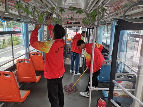 清扫公交车 清扫公交车